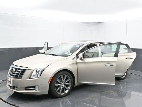 Used 2013 Cadillac XTS Luxury image 33