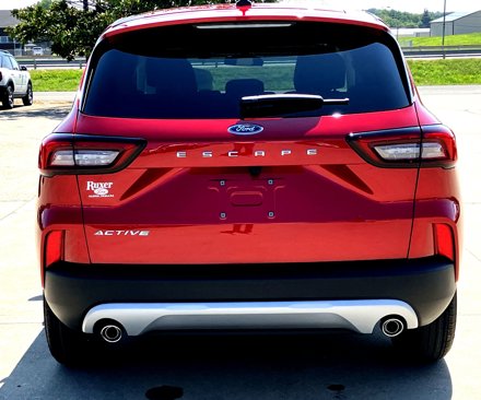 New 2025 Ford Escape Active image 4