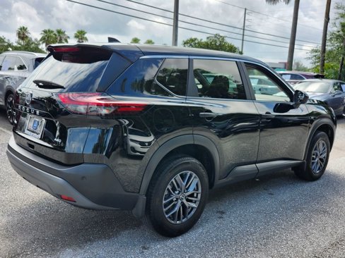 Used 2023 Nissan Rogue S image 13