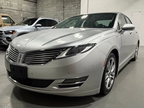 Used 2015 Lincoln MKZ w/ Equipment Group 102A Reserve image 3