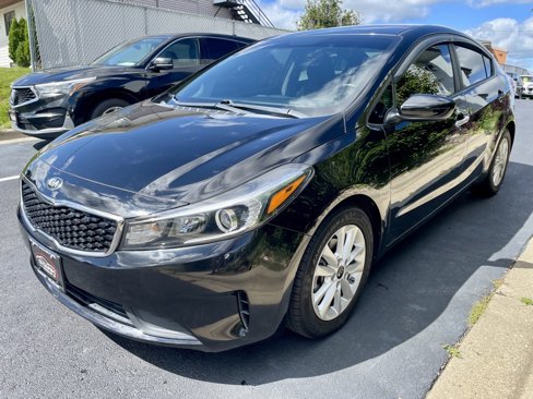 Used 2017 Kia Forte S image 4