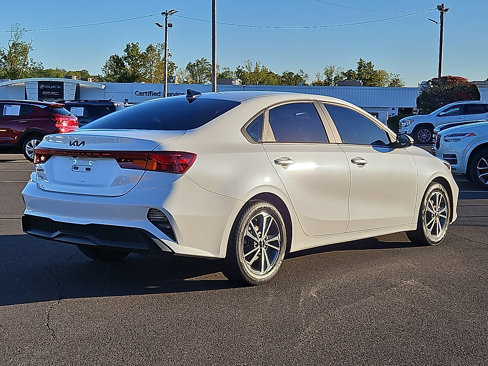 Used 2023 Kia Forte LXS w/ LXS Technology Package image 6