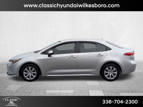 Used 2023 Toyota Corolla LE image 8