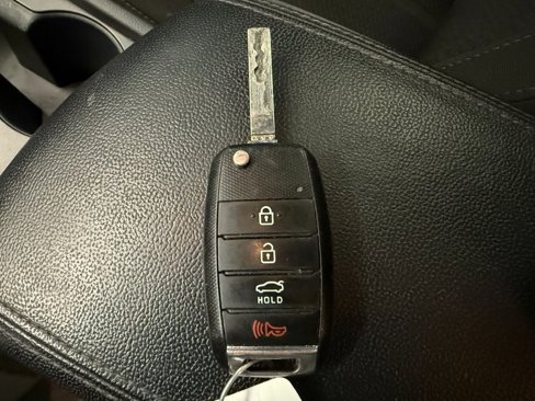 Used 2018 Kia Optima LX w/ Convenience Package image 16