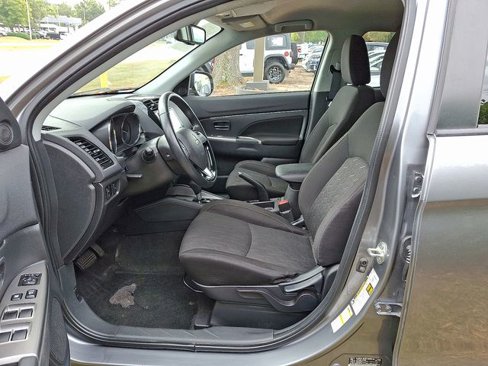 Used 2020 Mitsubishi Outlander Sport SE image 14