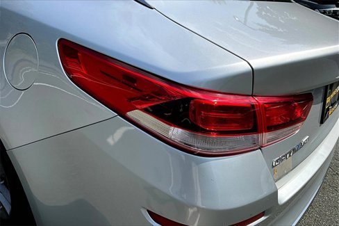 Used 2020 Kia Optima LX image 21
