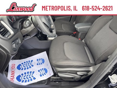 Used 2022 Jeep Renegade Sport image 16