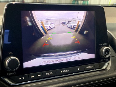 Used 2022 Nissan Rogue SV image 8