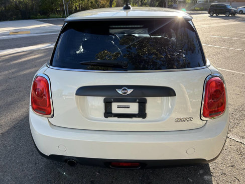 Used 2014 MINI Cooper 2-Door Hardtop image 7