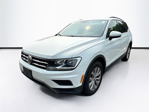Used 2018 Volkswagen Tiguan SE image 1