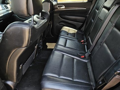 Used 2019 Jeep Grand Cherokee Limited w/ Luxury Group II image 31