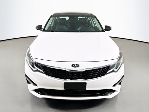 Certified 2020 Kia Optima SE image 2