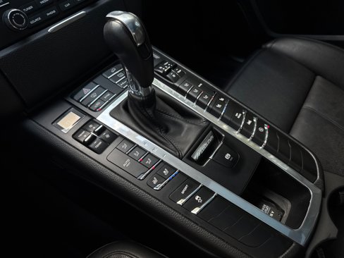 Used 2018 Porsche Macan S image 63