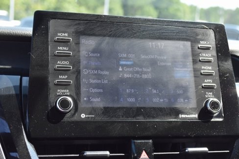 Used 2022 Toyota Camry LE image 21