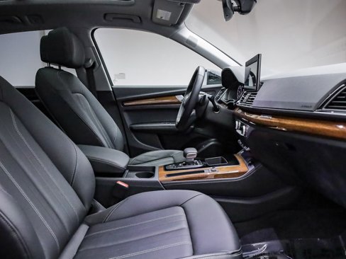Certified 2024 Audi Q5 2.0T Premium Plus image 18