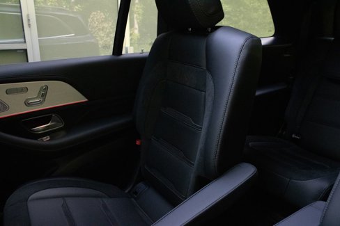 Used 2024 Mercedes-Benz GLS 63 AMG 4MATIC image 25