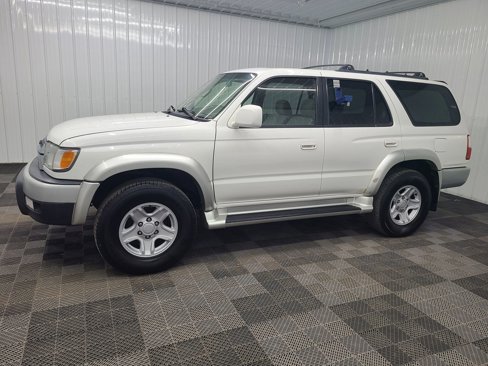 Used 2002 Toyota 4Runner SR5 image 8
