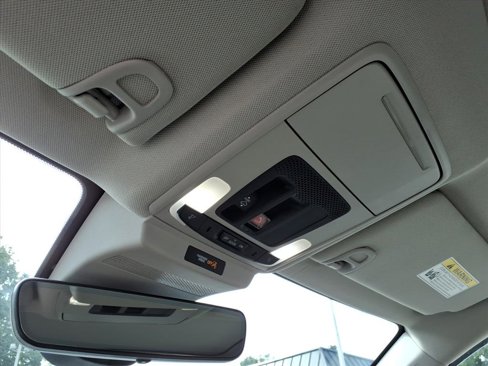 Used 2024 Honda Accord Touring image 17