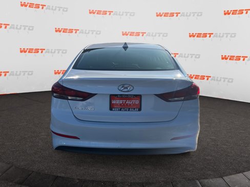 Used 2018 Hyundai Elantra SEL image 4