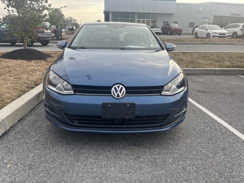 Used 2017 Volkswagen Golf Wolfsburg Edition image 6
