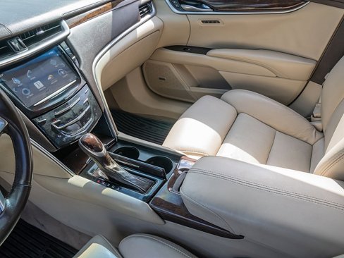 Used 2014 Cadillac XTS Luxury w/ Driver Awareness Package image 15