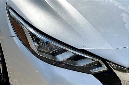 Used 2021 Nissan Sentra SV w/ Trunk Package image 28