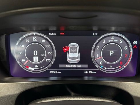 Used 2019 Jaguar F-PACE S image 15
