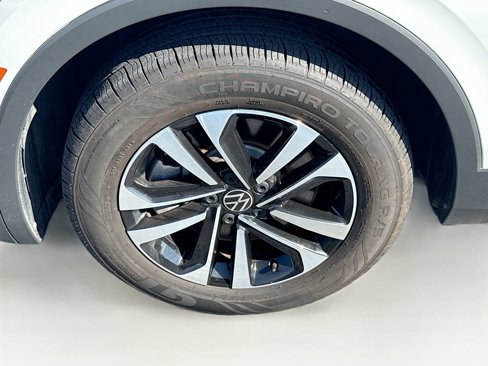 Used 2022 Volkswagen Tiguan S image 30