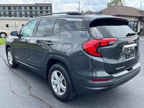 Used 2018 GMC Terrain SLE w/ Driver Convenience Package image 5