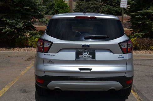 Used 2017 Ford Escape SE image 13