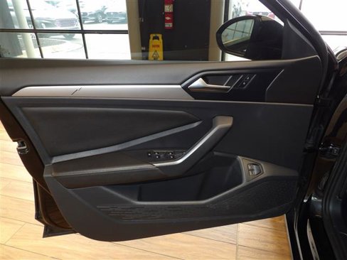 Used 2023 Volkswagen Jetta S image 23