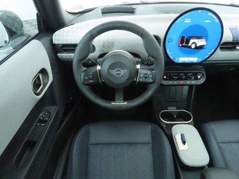Used 2025 MINI Cooper S image 11