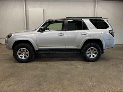 Used 2014 Toyota 4Runner Trail Premium image 2