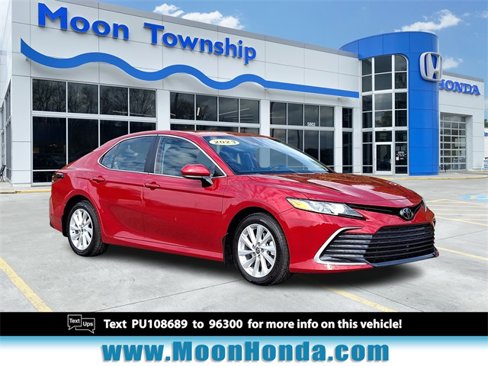 Used 2023 Toyota Camry LE image 1