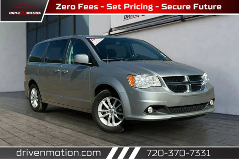Used 2019 Dodge Grand Caravan SXT image 1