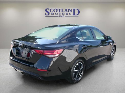 Used 2024 Nissan Sentra SV image 6
