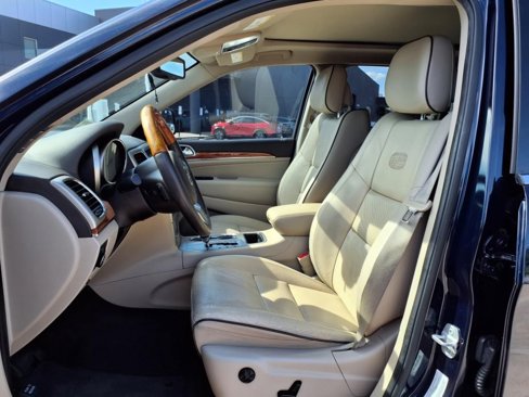 Used 2013 Jeep Grand Cherokee Overland w/ Advance Technology Group image 20