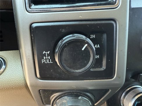 Used 2018 Ford F150 Lariat w/ Equipment Group 502A Luxury image 7