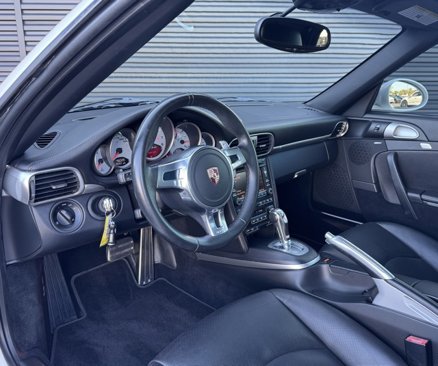 Used 2012 Porsche 911 Turbo S image 4