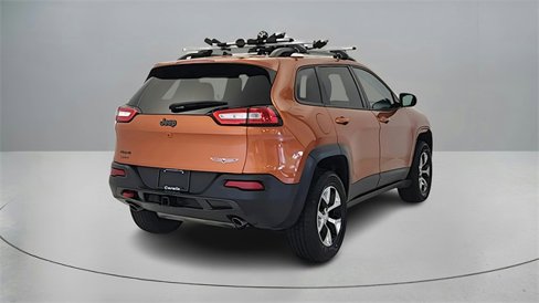 Used 2015 Jeep Cherokee Trailhawk w/ Comfort/Convenience Group image 7