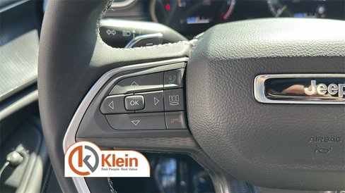 New 2025 Jeep Grand Cherokee Laredo X w/ Luxury Tech Group I image 16