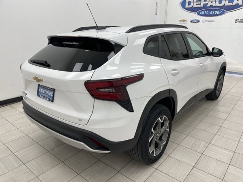 Certified 2024 Chevrolet Trax LT w/ Driver Confidence Package image 19