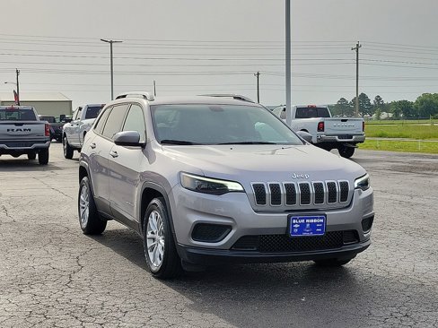 Used 2020 Jeep Cherokee Latitude image 1