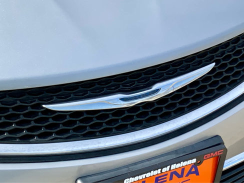 Used 2015 Chrysler 200 Limited w/ Convenience Group image 21