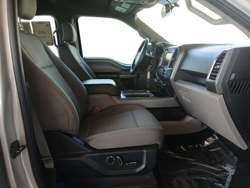 Used 2015 Ford F150 XLT w/ Equipment Group 302A Luxury image 24