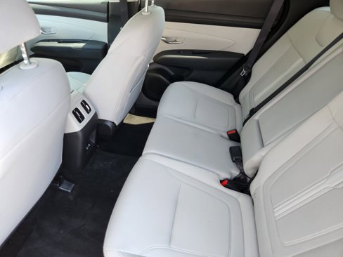 Used 2025 Hyundai Tucson SEL image 9