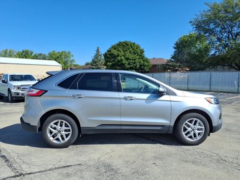 Used 2024 Ford Edge SEL image 3