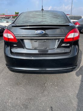Used 2013 Ford Fiesta SE image 5