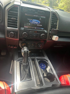 Used 2015 Ford F150 XLT w/ Equipment Group 302A Luxury image 9