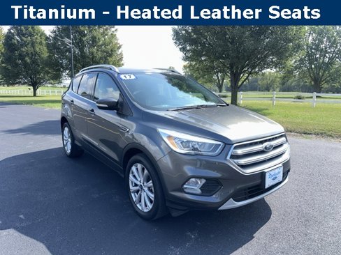 Used 2017 Ford Escape Titanium image 1